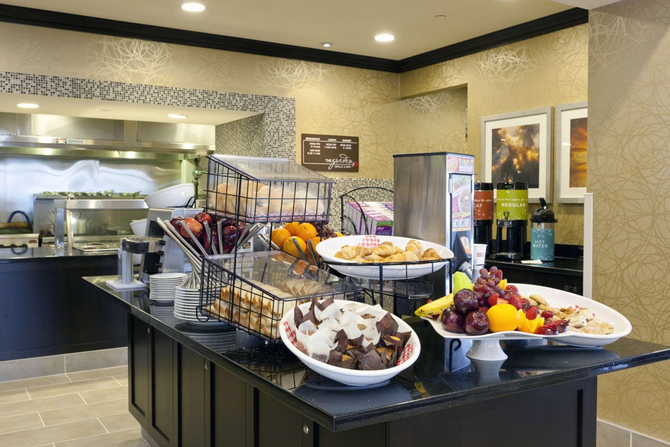 Hilton Garden Inn Toronto/Μπράμπτον Εστιατόριο φωτογραφία